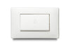Pulsador de timbre blanco Veto Oslo OSL66103 con placa rectangular y tecla con símbolo de campana, vista frontal.